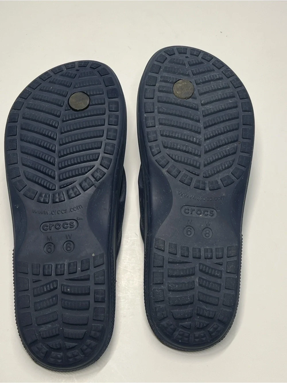 CROCS Men’s Size 6 Women’s Size 8 Navy Blue Waterproof Sandal Flip Flop